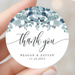 Dusty Blue Eucalyptus Greenery Bröllop Tack Runt Klistermärke<br><div class="desc">Dusty Blue Eucalyptus Greenery Bröllop Tack Classic Round Sticker</div>