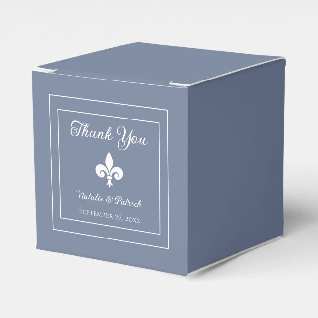 Dusty Blue Fleur de Lis Wedding Favor Boxes Presentaskar (Framsidan Sidan)