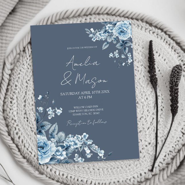 Dusty Blue Floral Elegant Script Wedding  Inbjudningar (Dusty Blue Floral Elegant Script Wedding Invitation)
