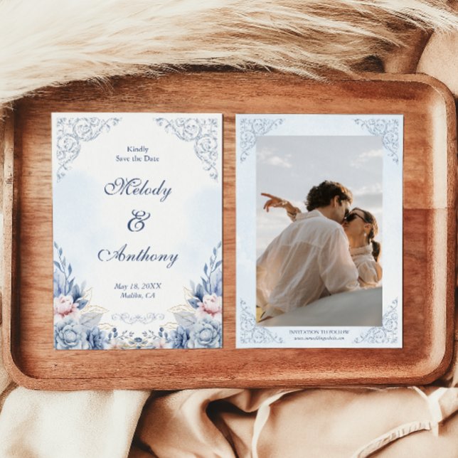 Dusty Blue Floral Wedding Save the Date Spara Datumet (Skapare uppladdad)