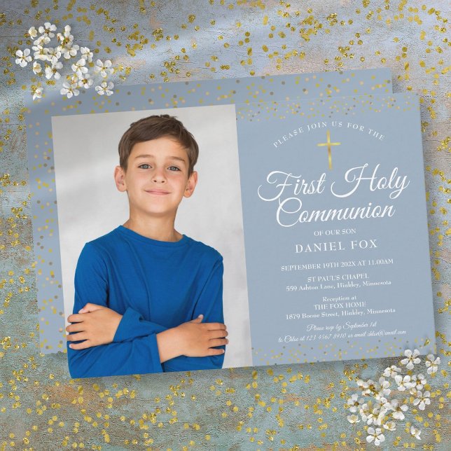 Dusty Blue Guld Dust First Heliga Communion Photo Inbjudningar (Dusty Blue Gold Dust First Holy Communion Photo Invitation)
