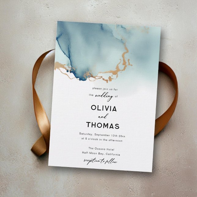 Dusty Blue Guld Modern Romantic Chic Beach Wedding Inbjudningar (dusty blue beach wedding invitation god wave modern bohemian romantic calligraphy elegant classy)
