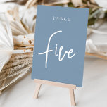 Dusty Blue Hand Scripted Bord 5 Bordsnummer<br><div class="desc">Enkla kort för bordsnummer och chic i Dusty Blue och White gör en elegant påstående vid din bröllop eller händelse. Designfunktionerna "bord [nummer]" i en ögonetsande blandning av klassisk serif och handskriven skriptskrift. Utformningen upprepas på båda sidor. Individuellt numrerade kort som säljs separat. Beställ varje bordsnummer var för sig från...</div>