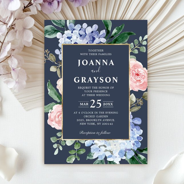 Dusty blue hydrangeas pastel rosa ros bröllop i inbjudningar (Dusty blue hydrangeas pastel pink roses wedding in invitation)