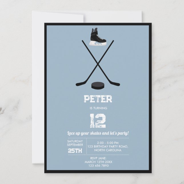 Dusty Blue Ice Hockey Stick, Skates Puck Birthday Inbjudningar (Framsida)