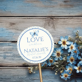 Dusty Blue Kärlek finns i Möhippan Blommigt i blod Runt Klistermärke