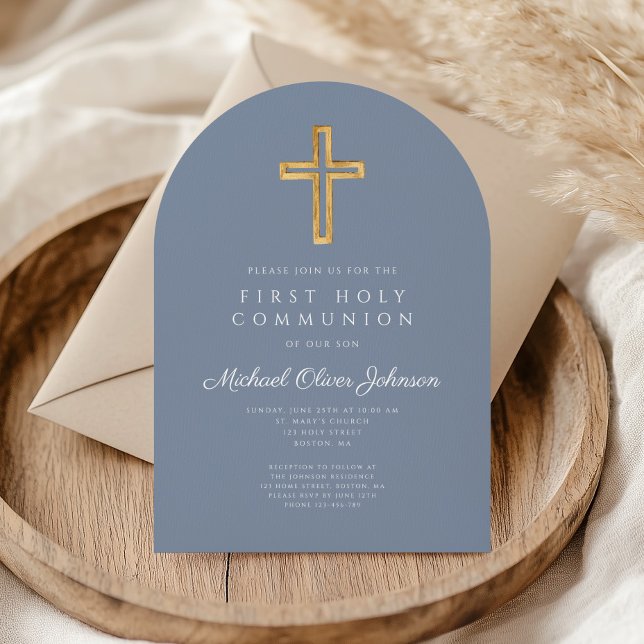Dusty Blue Kor Boy First Communion Arch Inbjudningar (Dusty Blue Cross Boy First Communion Arch Invitation)