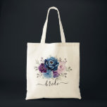 Dusty Blue Lila Navy Lilac Blooms Bröllop Tygkasse<br><div class="desc">Elegant dammig blå Lila lilac lavender blommigt Tema bröllop brid till säcken med elegant bouquet av dammig blått,  marin,  lila,  lök av blommor från färg och sage ro eucalyptus grönt. Kontakta mig om du behöver hjälp med anpassning eller om du behöver någon annan produkt med den här designen.</div>