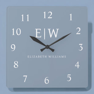 Dusty Blue Minimalist Modern Monogram-Elegant Fyrkantig Klocka