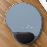 Dusty Blue Minimalist Modern Monogram-Elegant Gel Musmatta<br><div class="desc">Vi presenterar vår moderna moderna monogramsamling för Dusty Blue - Elegant Samla stil med underskattad sofistikering och tidlös charm. Vår samling har minimalistisk design i en lugnande blått nyans, förbättrad med monogram för elegant som är skräddarsydda efter din personliga smak. Från raffinerat kontorsmaterial till mångsidiga tillbehör är varje biet i...</div>
