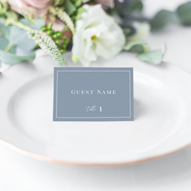 Dusty Blue Modern Elegant bröllop Escort Card Bordsnummer (Skapare uppladdad)