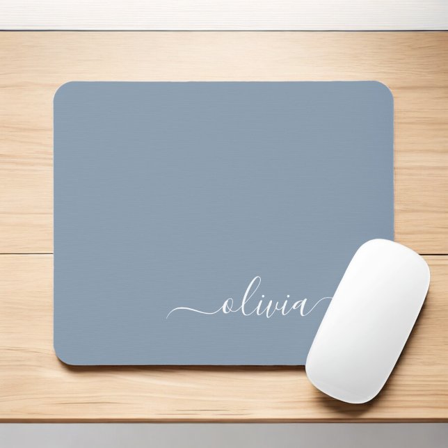 Dusty Blue Modern Script Elegant Monogram Namn Musmatta (Skapare uppladdad)