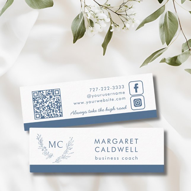 Dusty Blue Monogram andedräkt Mini Visitkort (Dusty Blue Monogram Wreath Social Media Mini Business Card)
