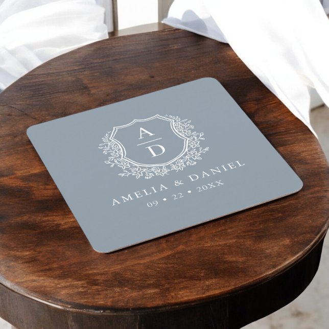 Dusty Blue Monogram Bröllop Blommigt Vapensköld El Underlägg Papper Kvadrat (Skapare uppladdad)