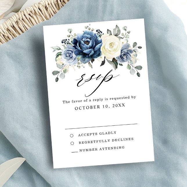 Dusty Blue Navy Champagne Ivory Blommigt Bröllop OSA Kort (Dusty Blue Navy Champagne Ivory Floral Wedding RSVP Card)