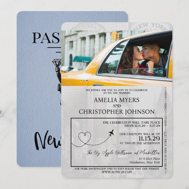 Dusty Blue New York City Passport Bröllop Inbjudningar (Fram/baksida)
