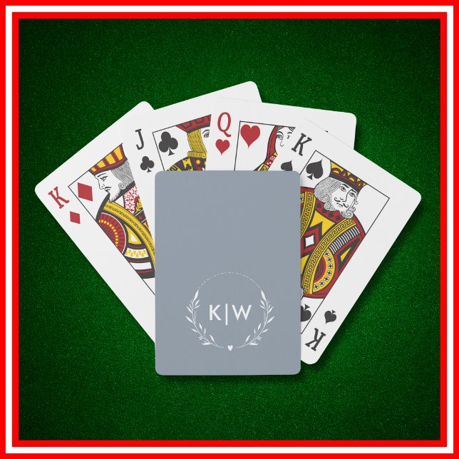 Dusty Blue och Vit | Modernt Initialer Monogram Casinokort (Skapare uppladdad)