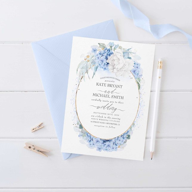 Dusty Blue och White Flowers Elegant bröllop Inbjudningar (Dusty Blue Wedding Invitation)