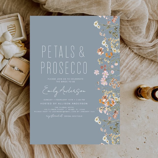Dusty Blue Petals & Prosecco Möhippa Inbjudningar (Skapare uppladdad)