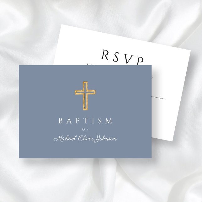 Dusty Blue Religiösa Wood Kor Boy Baptism OSA Kort (Dusty Blue Religious Wood Cross Boy Baptism RSVP Card)