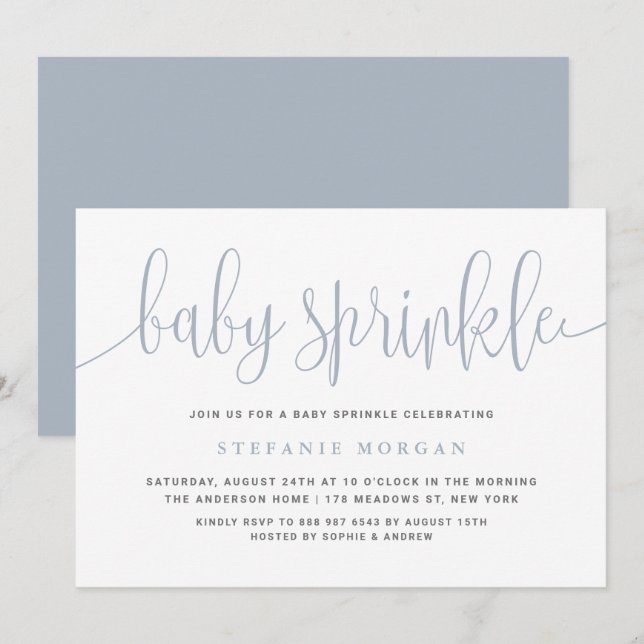 Dusty Blue Söt Calligraphy Baby Sprinkle Inbjudningar (Fram/baksida)