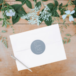 Dusty Blue Stylized Bröllop spara datum Runt Klistermärke