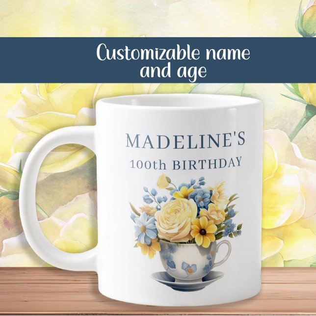 Dusty Blue Tekopp Gula blommor Jumbo Mugg (Dusty blue teacup and yellow floral 100th birthday party mug)