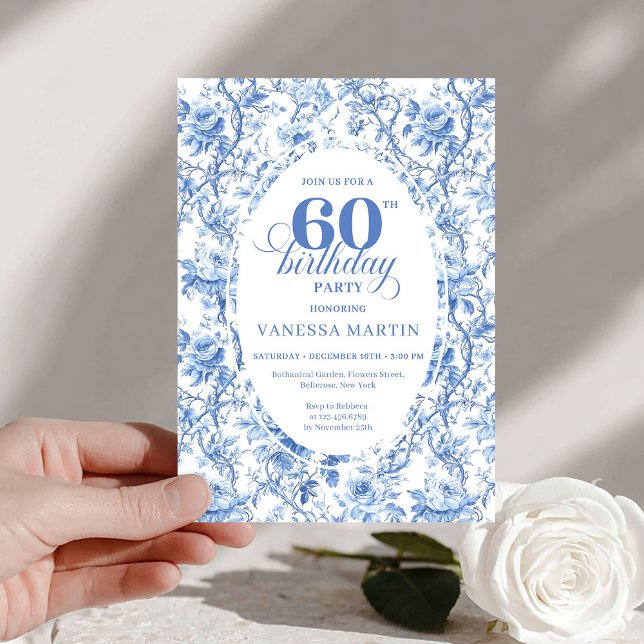 Dusty Blue Toile Rosor 60-årsdag Digital  Inbjudningar (Dusty Blue Toile Roses 60th Birthday Digital Invite

)