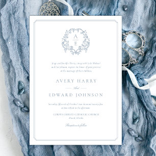 Dusty Blue Vapensköld Monogram Forme Bröllop Inbjudningar