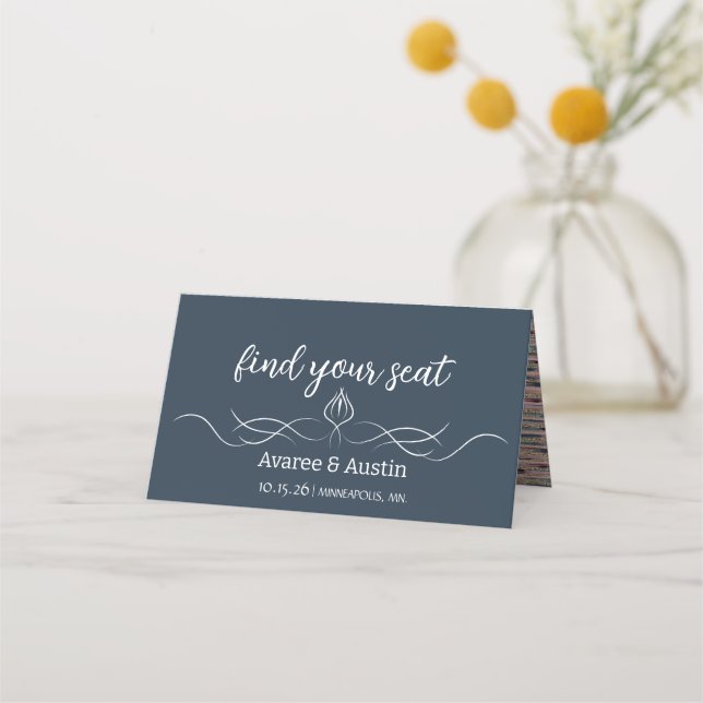 Dusty Blue Wedding Table Seating Cards Placeringskort (Framsida)