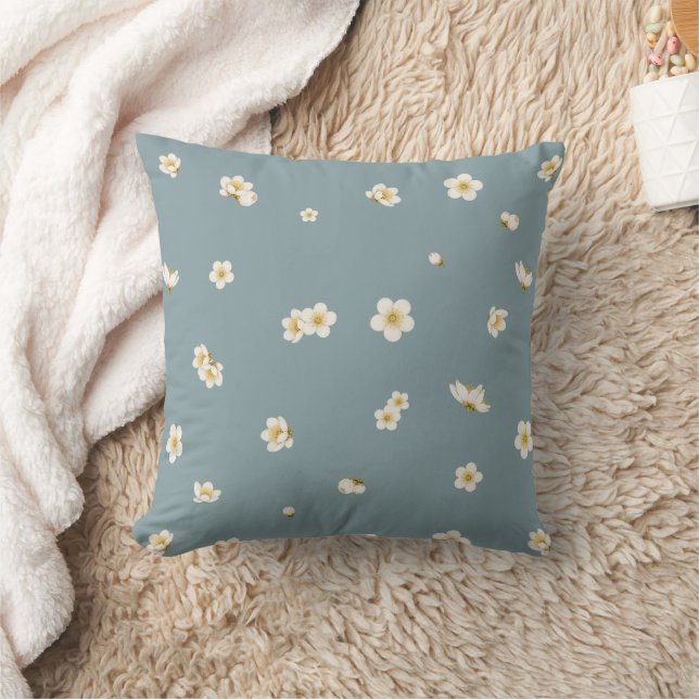 Dusty Blue White Plum Blossom Floral Pattern Kudde (Filt)