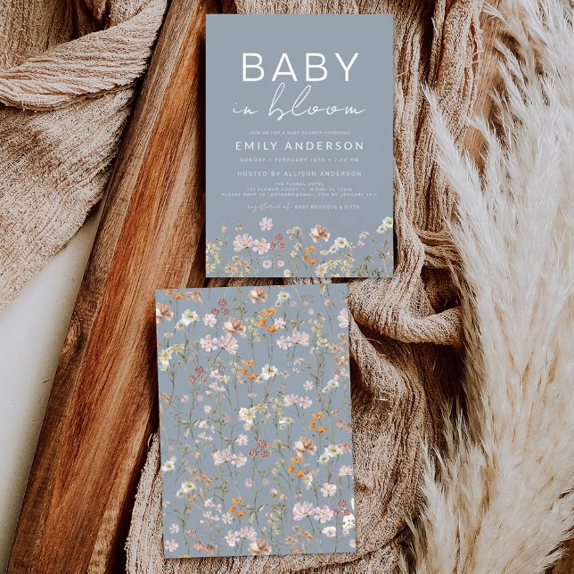 Dusty Blue Wildblomma Baby i Bloom Baby Shower Inbjudningar (Skapare uppladdad)