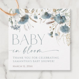 Dusty blue wildblomma baby i bloomskduschen gåvor etiketter