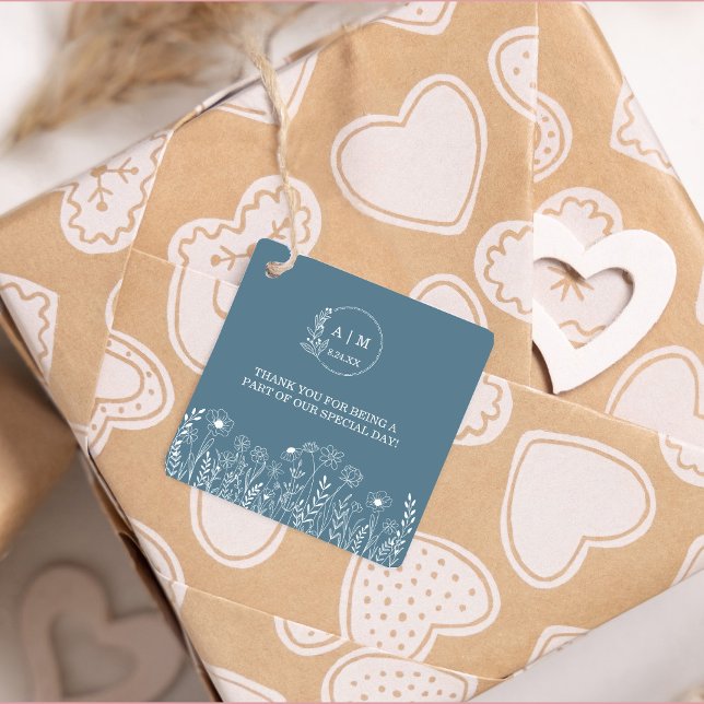 Dusty Blue Wildblomma Bröllop Gåvor Etiketter (Thank You wedding gift tag dusty blue with white wildflowers)