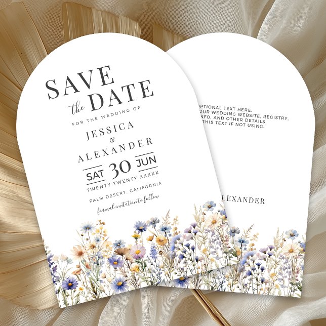 Dusty Blue Wildblommor Bröllop Arch Spara datum Inbjudningar (Dusty Blue Watercolor Wildflower Wedding Arch Save the Date, White Background, Optional Text on Back)
