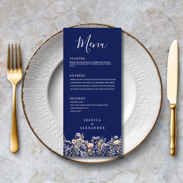 Dusty Blue Wildblommor Forme Elegant Navy Bröllop Meny (Dusty Blue Wildflowers Formal Elegant Navy Wedding Menu with Meny Options, Couple Names.)