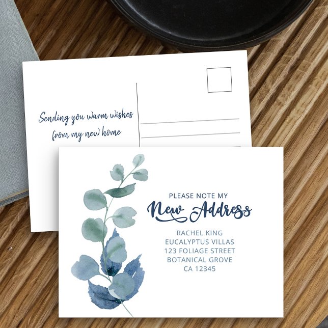 Dusty Eucalyptus Watercolor Foliage Flytta Meddelande Vykort (New Address postcard with dusty blue and green eucalyptus leaves)