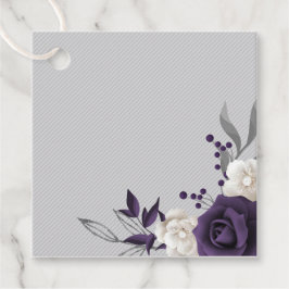 Dusty lila vita blommor silver löv gåvor etiketter