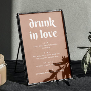 Dusty Peach Beige Bröllop Pub Sign   Drunk i Kärle Poster