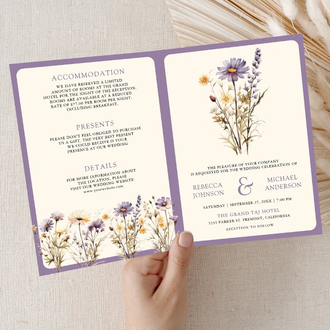 Dusty Purple Boho Wildflower QR Code Wedding Inbjudan (Skapare uppladdad)