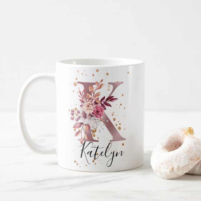 Dusty Ro Mauve Rosa Blommigt Monogram Brev K Kaffemugg (Med munk)