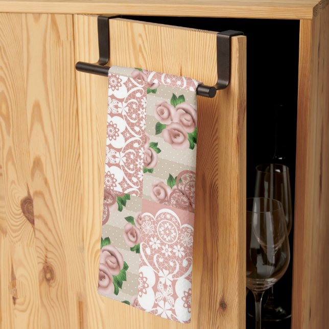 Dusty Rosa Blommigt Patchwork Ro Kitchen Towel Kökshandduk (Thirds Fold)