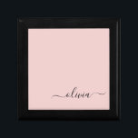 Dusty Rosa Modern Script Girly Monogram Namn Minnesask<br><div class="desc">Dusty Rosa Simple script Monogram Namn Jewelry Keepsakbox. Det gör perfekt studenten,  födelsedag,  bröllop,  möhippa,  årsdag,  babydusch eller bachelorette-fest till någon som glam lyx och chic stilar.</div>