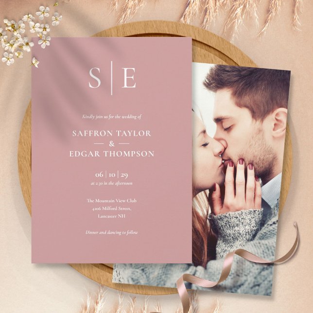 Dusty Rose Elegant Monogram Foto Bröllop Inbjudningar (Skapare uppladdad)
