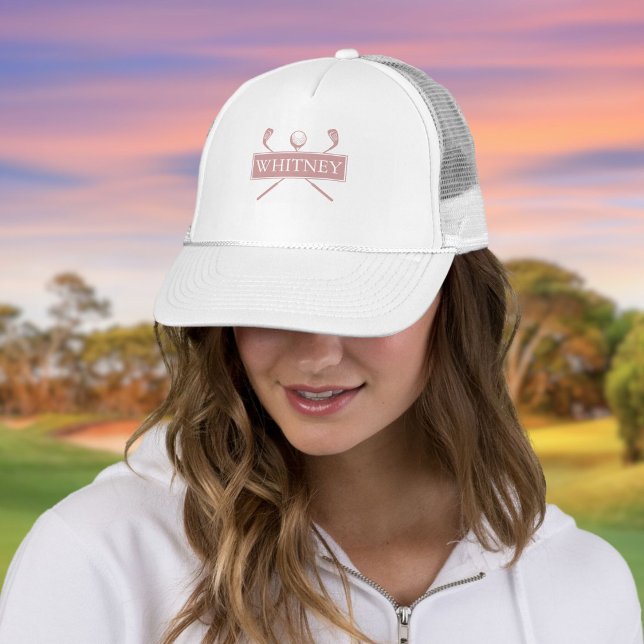 Dusty Rose Personlig Namn Golfboll Och Klubbor Keps (Dusty Rose Personalized Name Golf Ball And Clubs Trucker Hat)