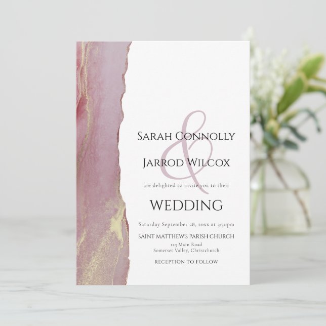 Dusty Viva Magenta bröllopsinbjudan Inbjudningar (Stående Fram)