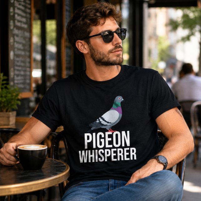 Duvmunk Förståndig Fågelälskare Citat T Shirt (Pigeon Whisperer worn in cafe)