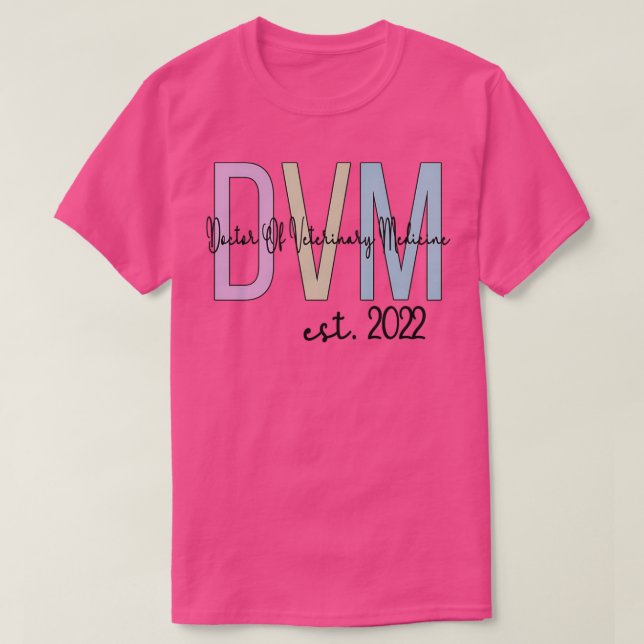 DVM 2022 Doctor of Veterinary Medicine Graduation  T Shirt (Design framsida)