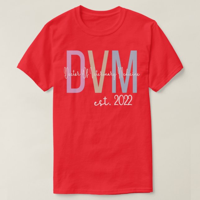 DVM 2022 Doktor of Veterinary Medicine Studenten T Shirt (Design framsida)