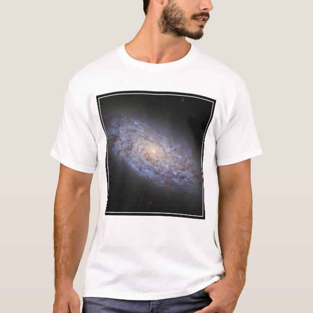 Dwarf Galaxy Ngc 5949. T Shirt (Framsida)
